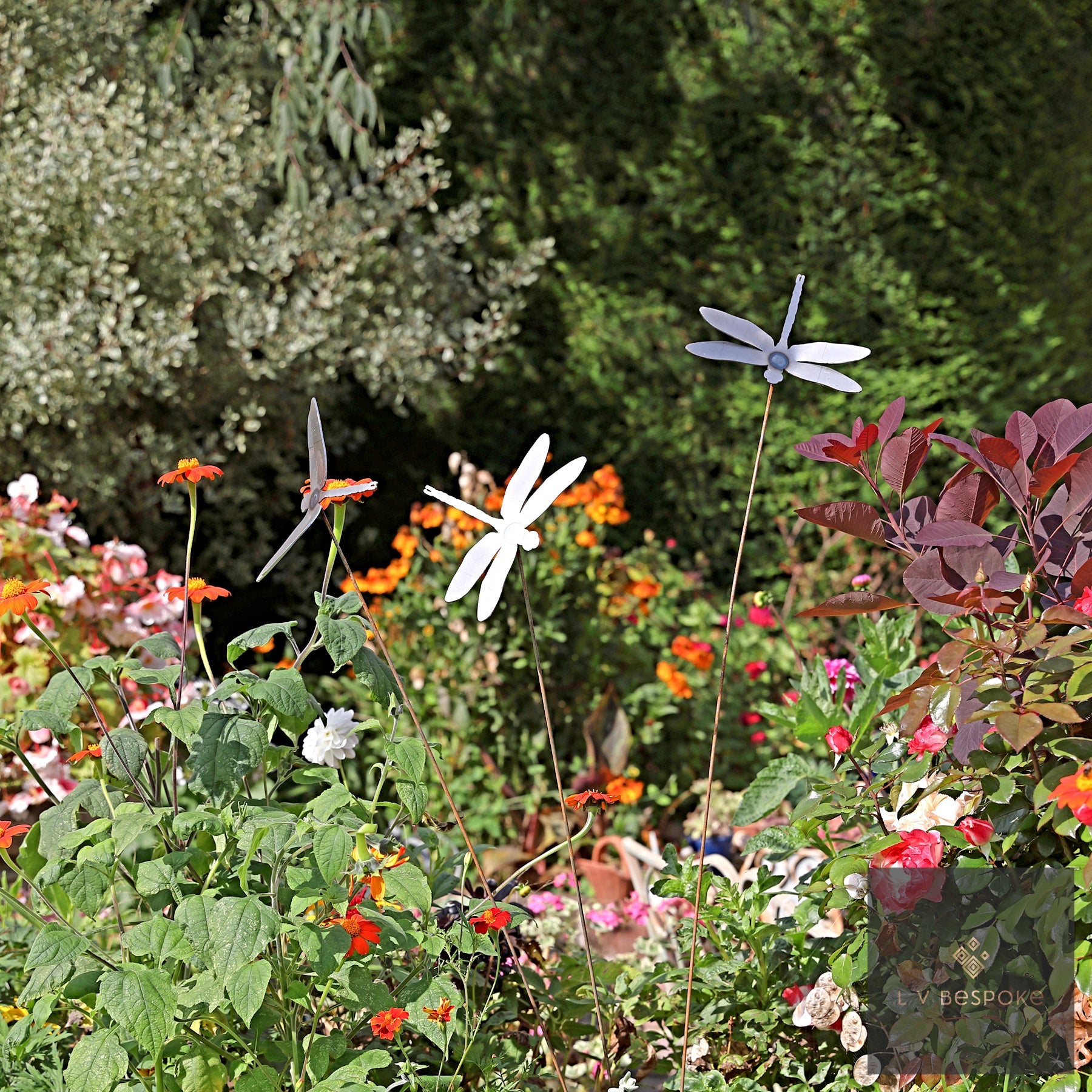 Swaying Bird & Insect Garden Stakes | Kinetic Steel Decoration