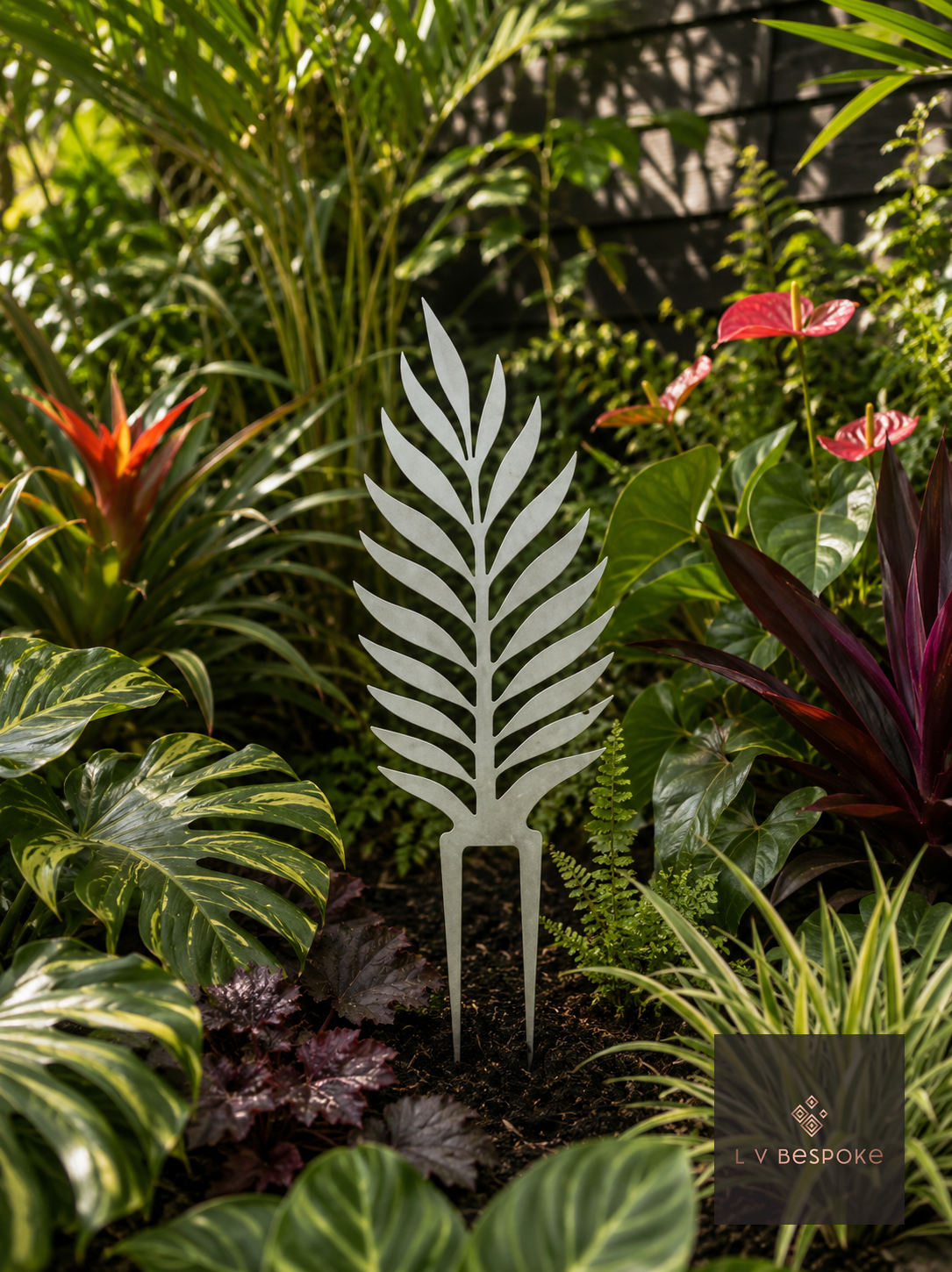 Leaf Stakes and Garden Wall Art Palm Leaf Garden Stake - English Country Gardens