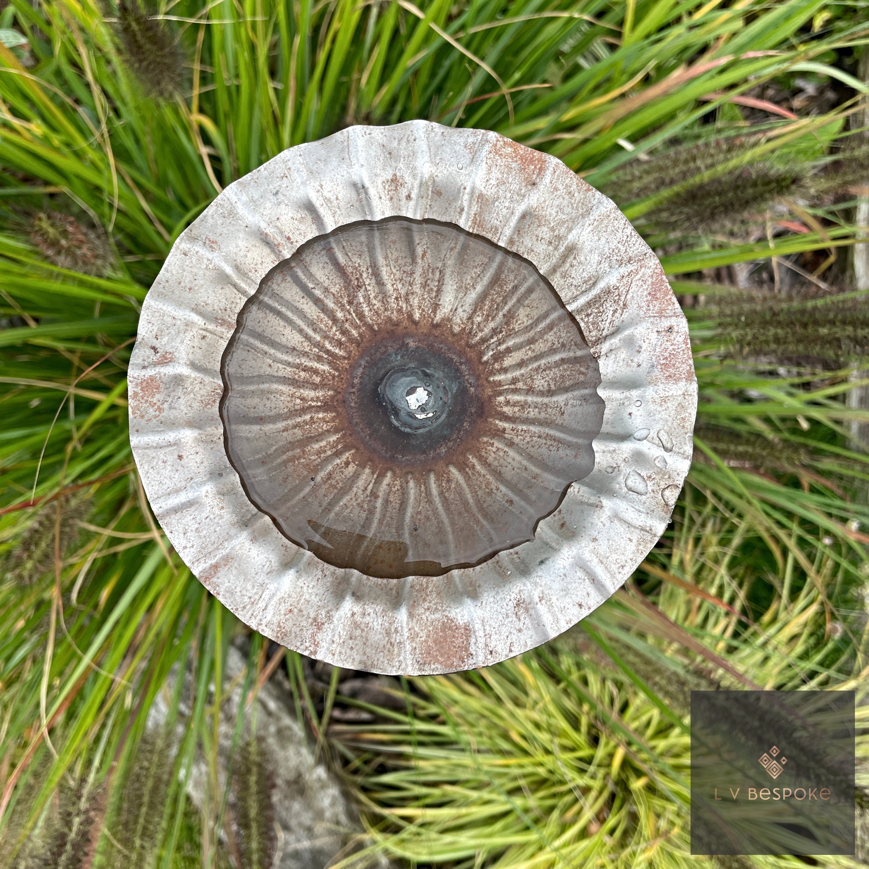 VIBee Bee Drinker | Handcrafted Steel Wildlife Garden Feature - English Country Gardens
