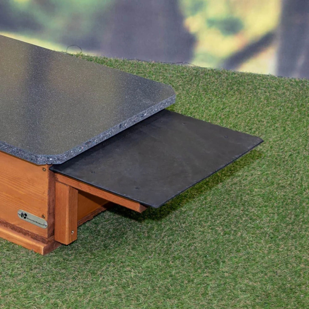 Hedgehog House Feeding Attachment - English Country Gardens