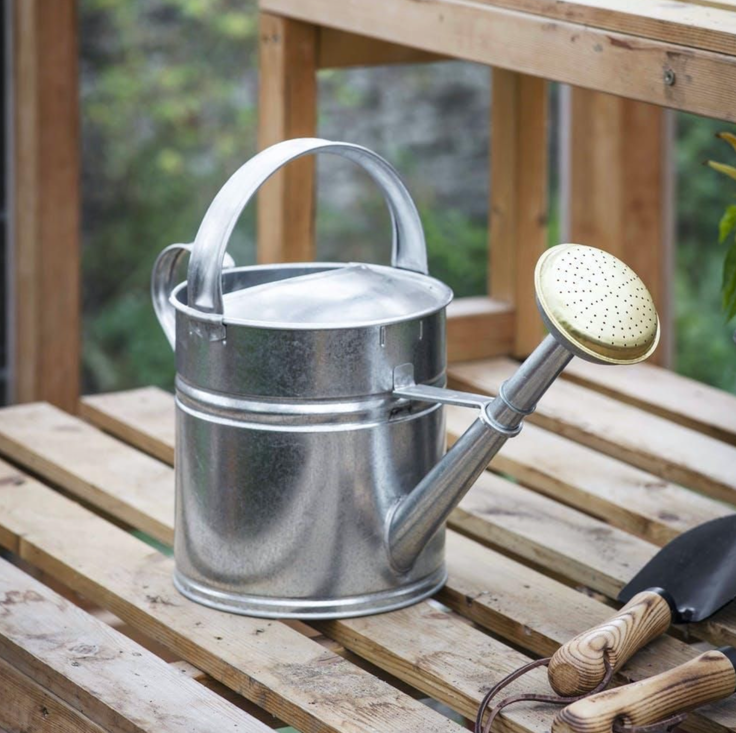 GALVANISED TRADITIONAL WATERING CAN - 5L