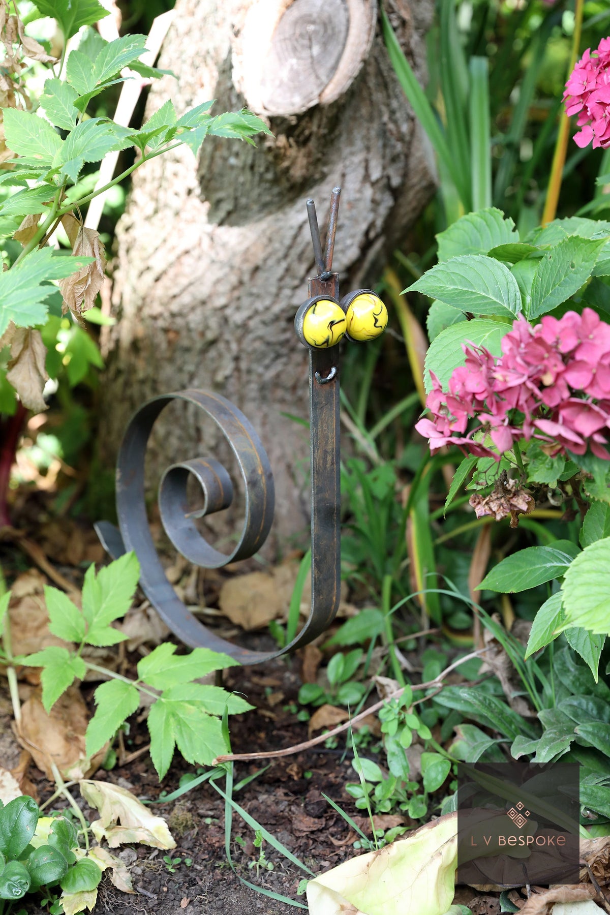 Snail Garden Ornament with Marble Eyes - English Country Gardens