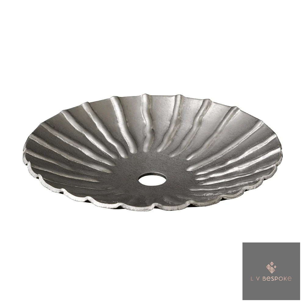 VIBee Bee Drinker | Handcrafted Steel Wildlife Garden Feature Saucer - English Country Gardens