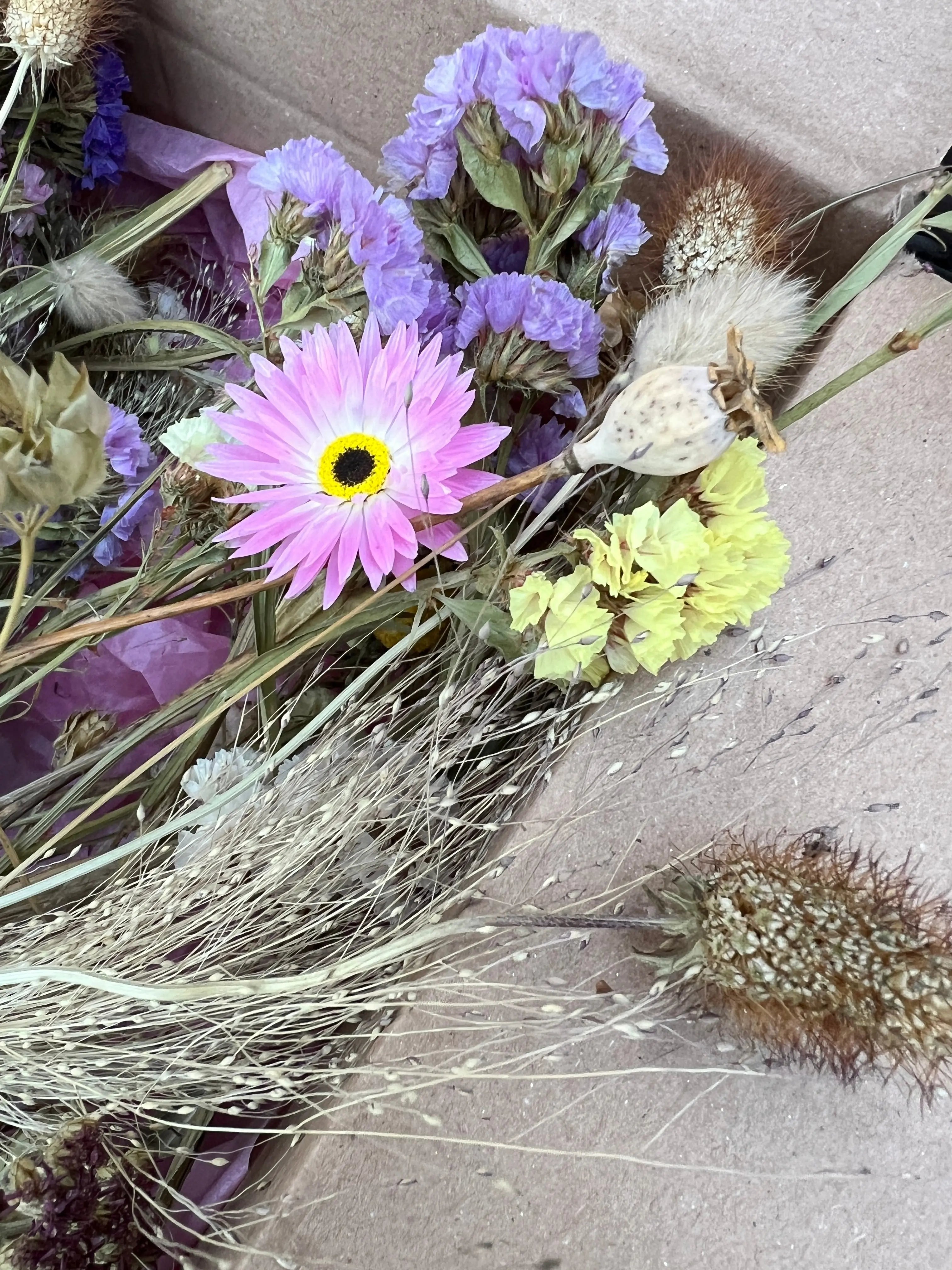 Dried Flower Craft Box - English Country Gardens