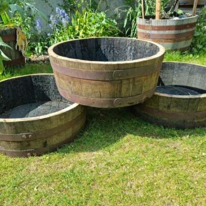 Quarter whisky barrel planter