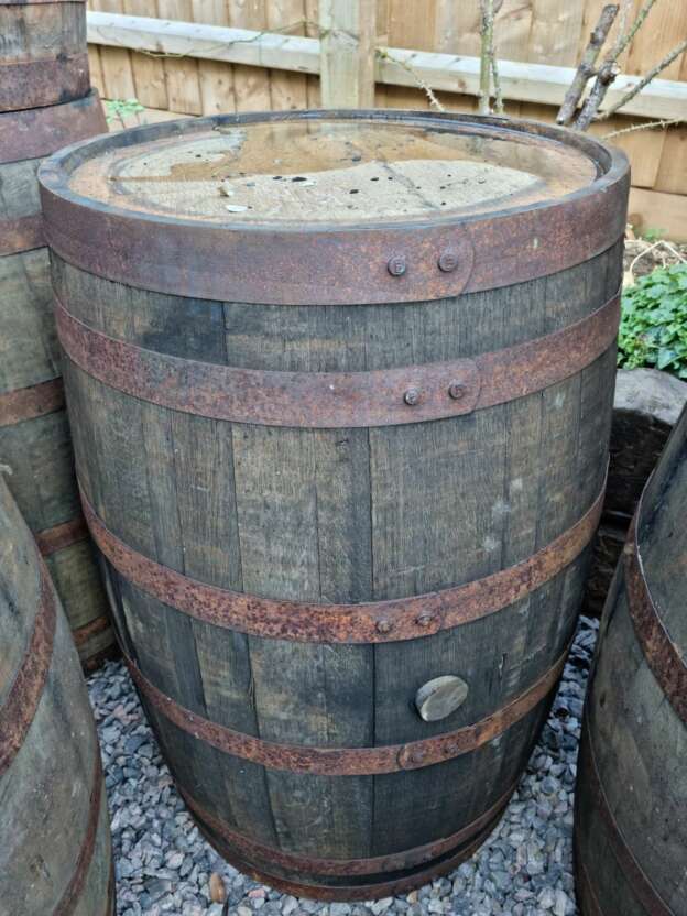 Whole whisky barrel