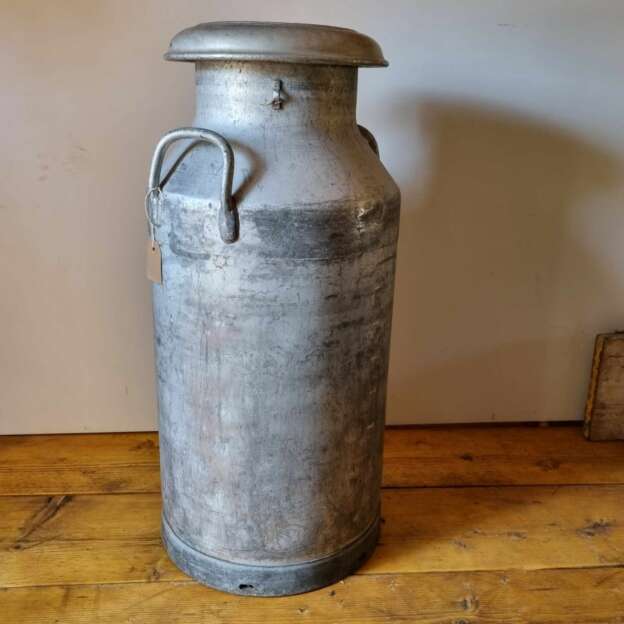 10 gallon milk churn with lid